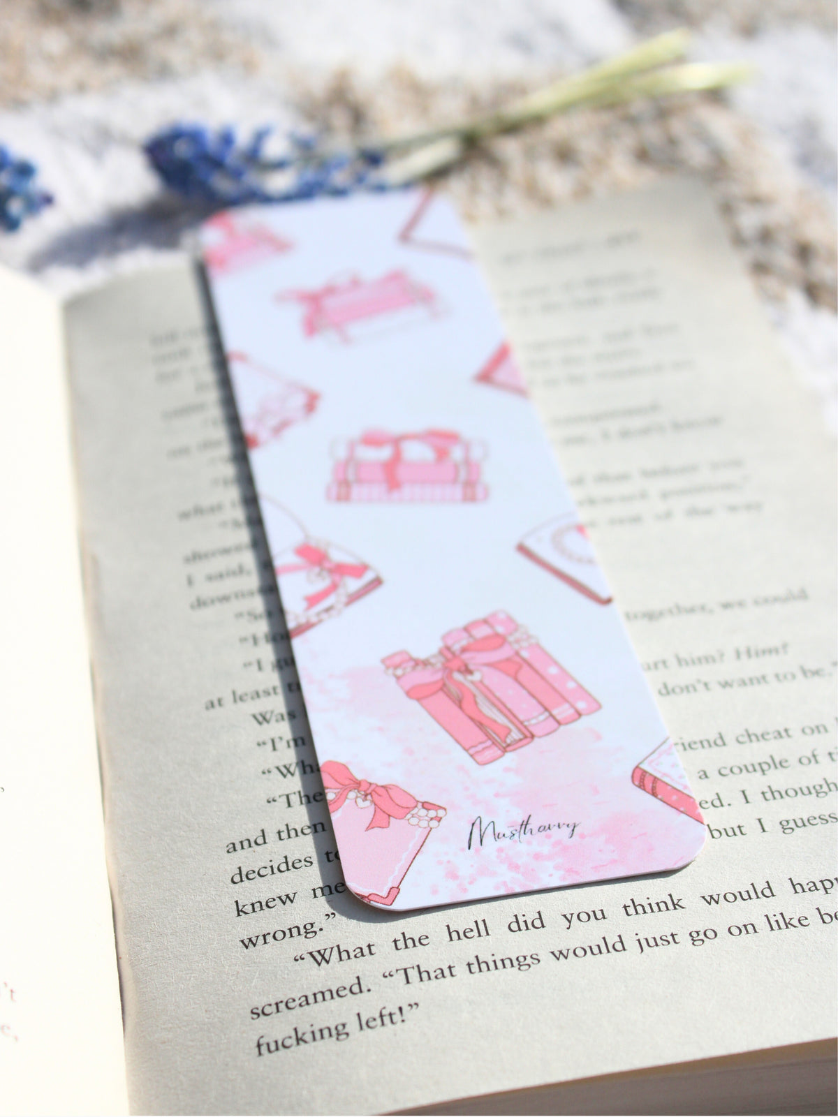 Bookmark "Rosy Reads"