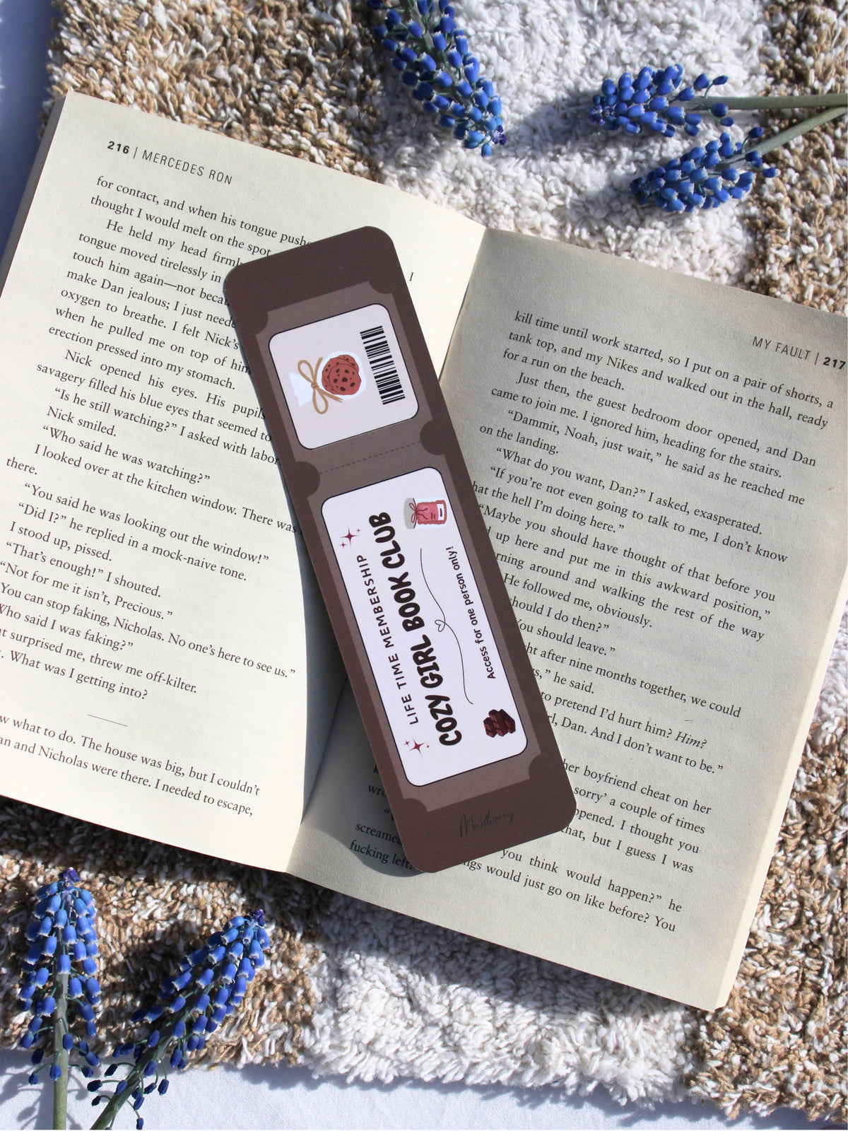 Bookmark "Cozy Club"